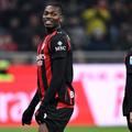 AC Milan vrea să îl vândă pe Rafael Leao // foto: Imago Images