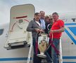 Victor Pițurcă ți Ștefan Iovan, reîntâlnire emoționantă după 40 de ani cu echipajul Tarom care i-a adus de la Sevilla / Facebook Steaua București
