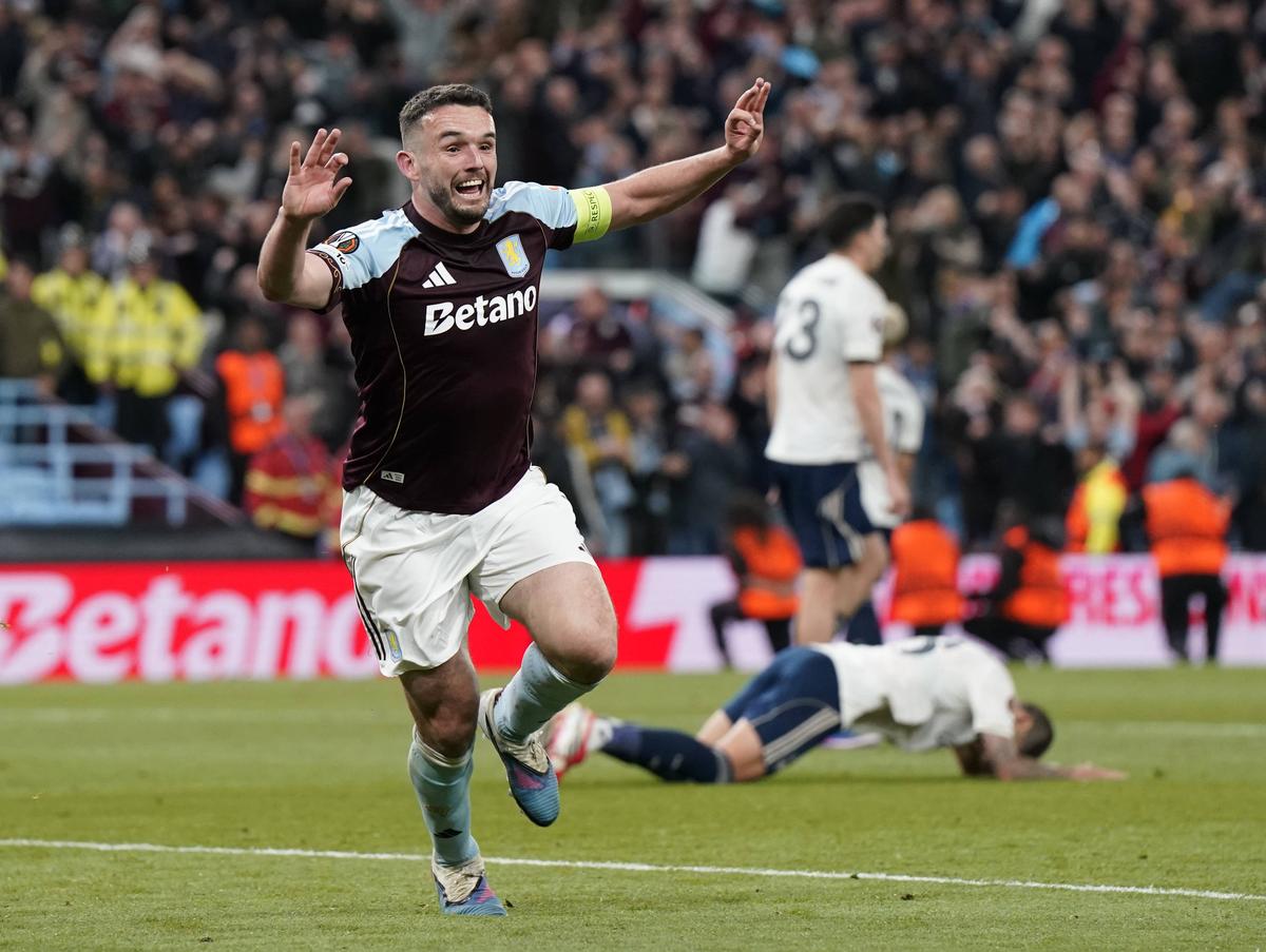 Freiburg - Aston Villa este finala Europa League » Ce UMILINȚĂ în duelul englez!