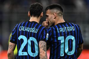 Chivu, „papucii inteligenți” și cum i-a împăcat pe Calhanoglu și Lautaro