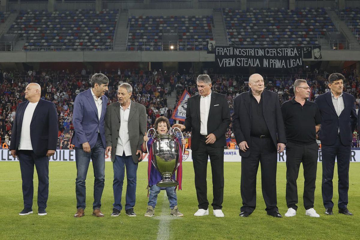 Legendele de la Sevilla, pe gazonul din Ghencea, la 40 de ani de la câștigarea CCE // foto: Cristi Preda (GSP)