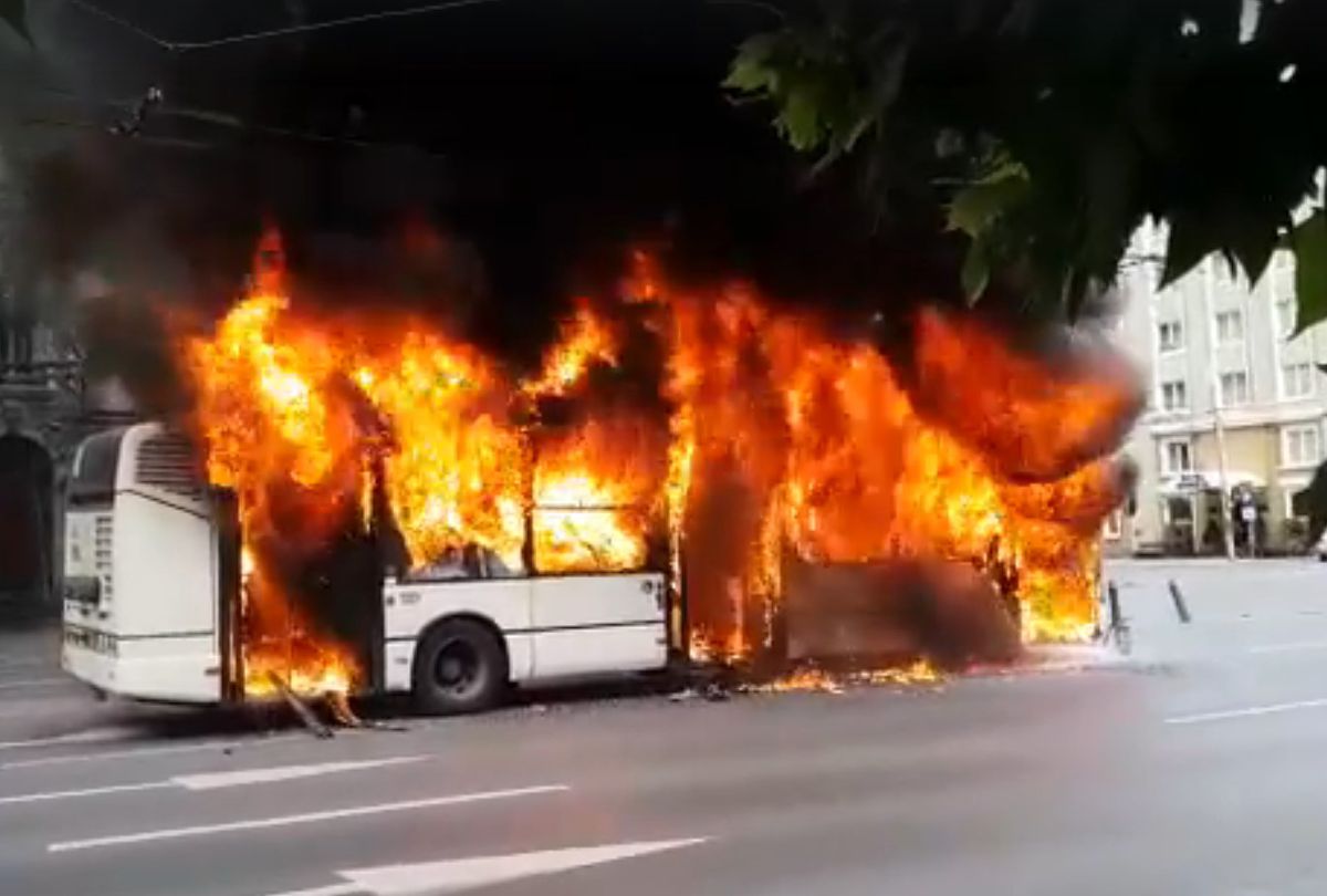 Troleibuz București