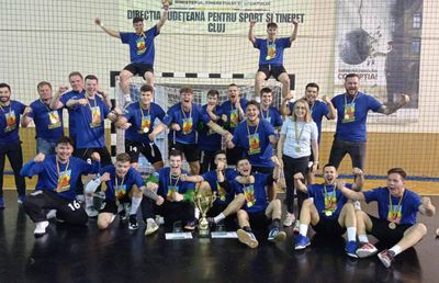 Ce dacă e conflict de interese? Antrenorul federal Iulian Stamate a sărbătorit titlul cu CSM București