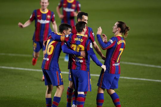 Memphis Depay (27 de ani) și-a încheiat contractul cu Lyon și e foarte aproape de Barcelona. Internaționalul olandez e așteptat să semneze un contract pe 3 ani cu catalanii.
