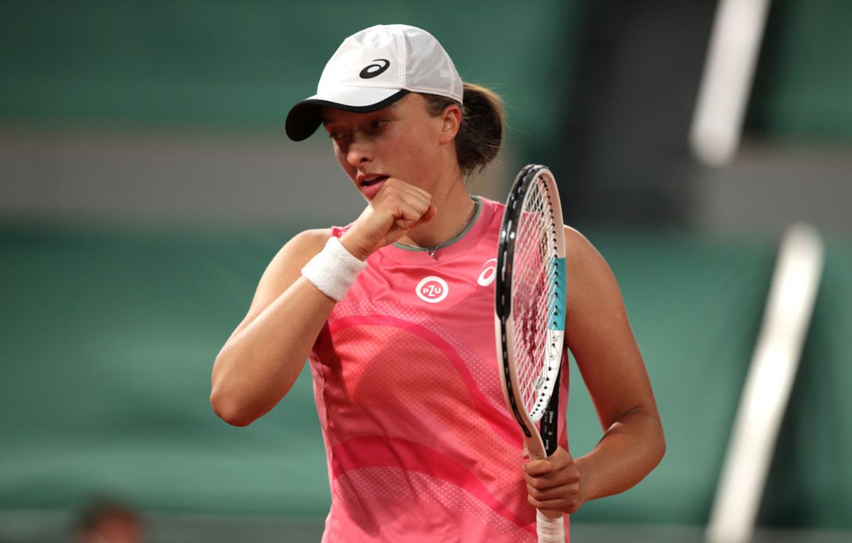 Iga Swiatek defilează spre al doilea titlu la Roland Garros » Modul magistral în care a închis disputa cu Marta Kostyuk
