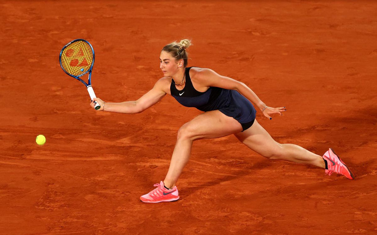 Iga Swiatek - Marta Kostyuk, Roland Garros 2021 / FOTO: GettyImages