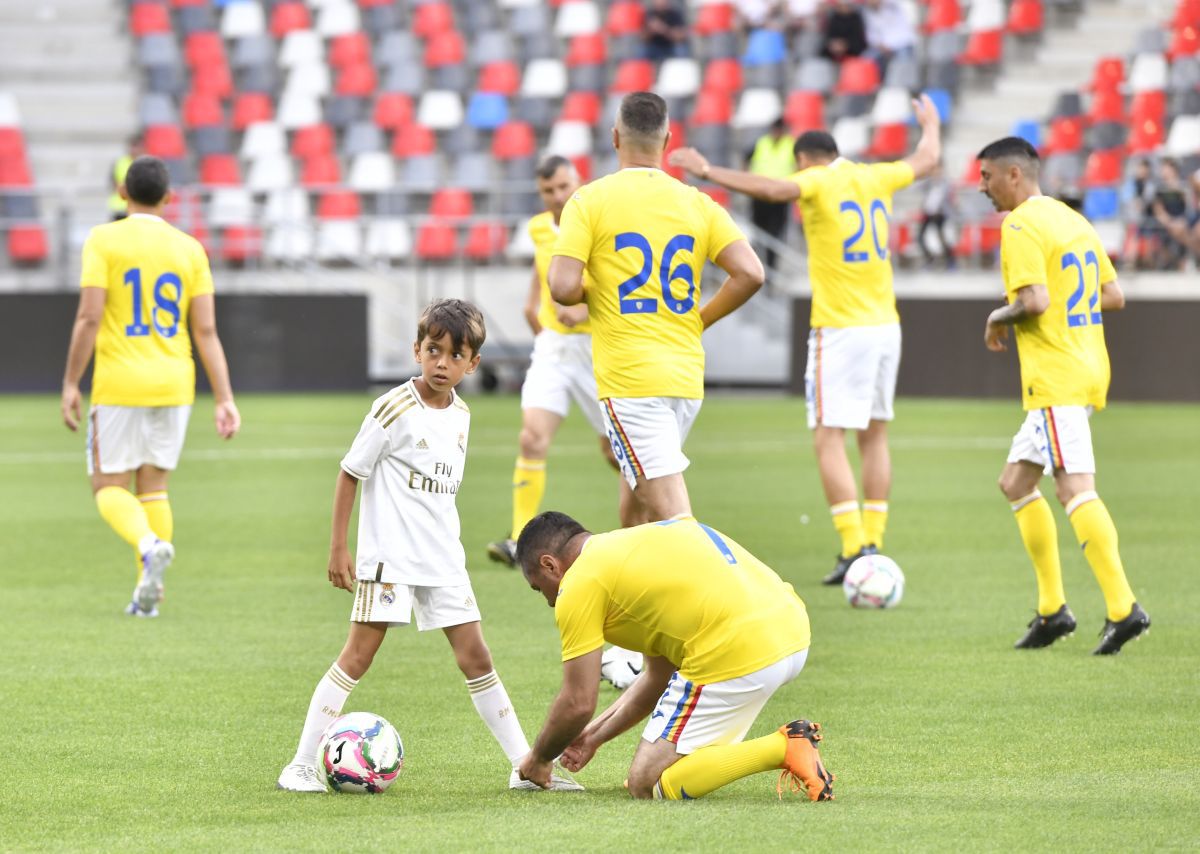 Steaua - România, meciul legendelor în Ghencea » „Militarii” sărbătoresc 75 de ani de la înființare