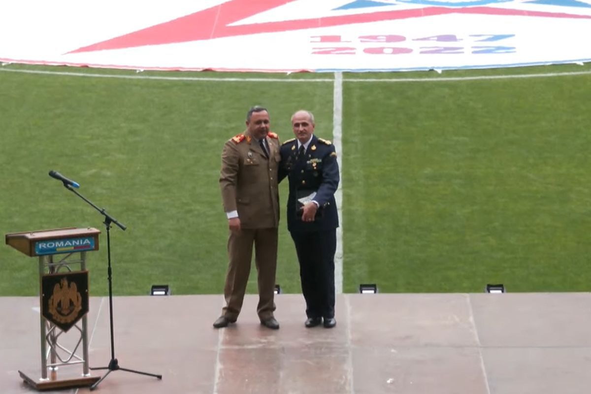 Florin Talpan, moment penibil la aniversarea Stelei! S-a speriat și a făcut praf premiul primit de la CSA