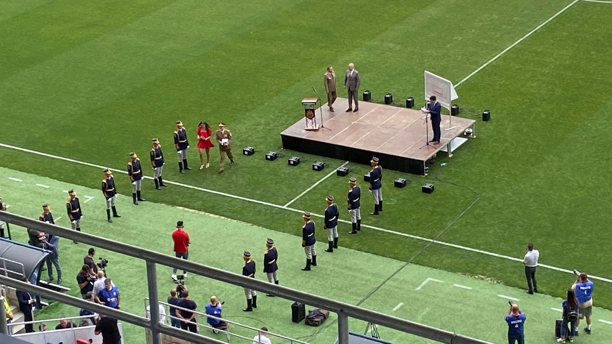 Talpan a spart trofeul în Ghencea, la aniversarea CSA Steaua / FOTO: Capturi @Steaua TV