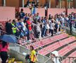 România a nimerit în mijlocul unui conflict intern la Zenica » De ce au părăsit ultrașii bosniaci arena în minutul 36