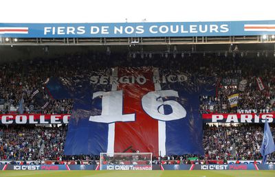 Primele semne încurajatoare asupra stării lui Sergio Rico, portarul lui PSG căzut de pe cal și lovit cu copita în cap!