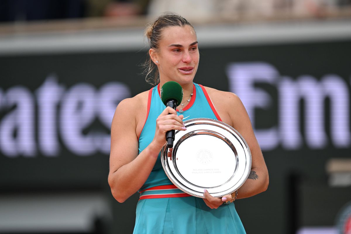 Au curs lacrimi la premiere, după finala Roland Garros! Ce au transmis campioana Gauff și finalista Sabalenka
