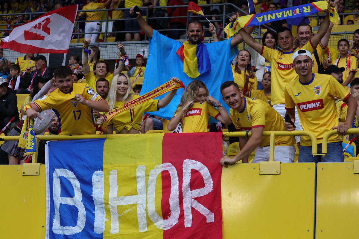 Românii au cucerit stadionul din Viena la meciul cu Austria