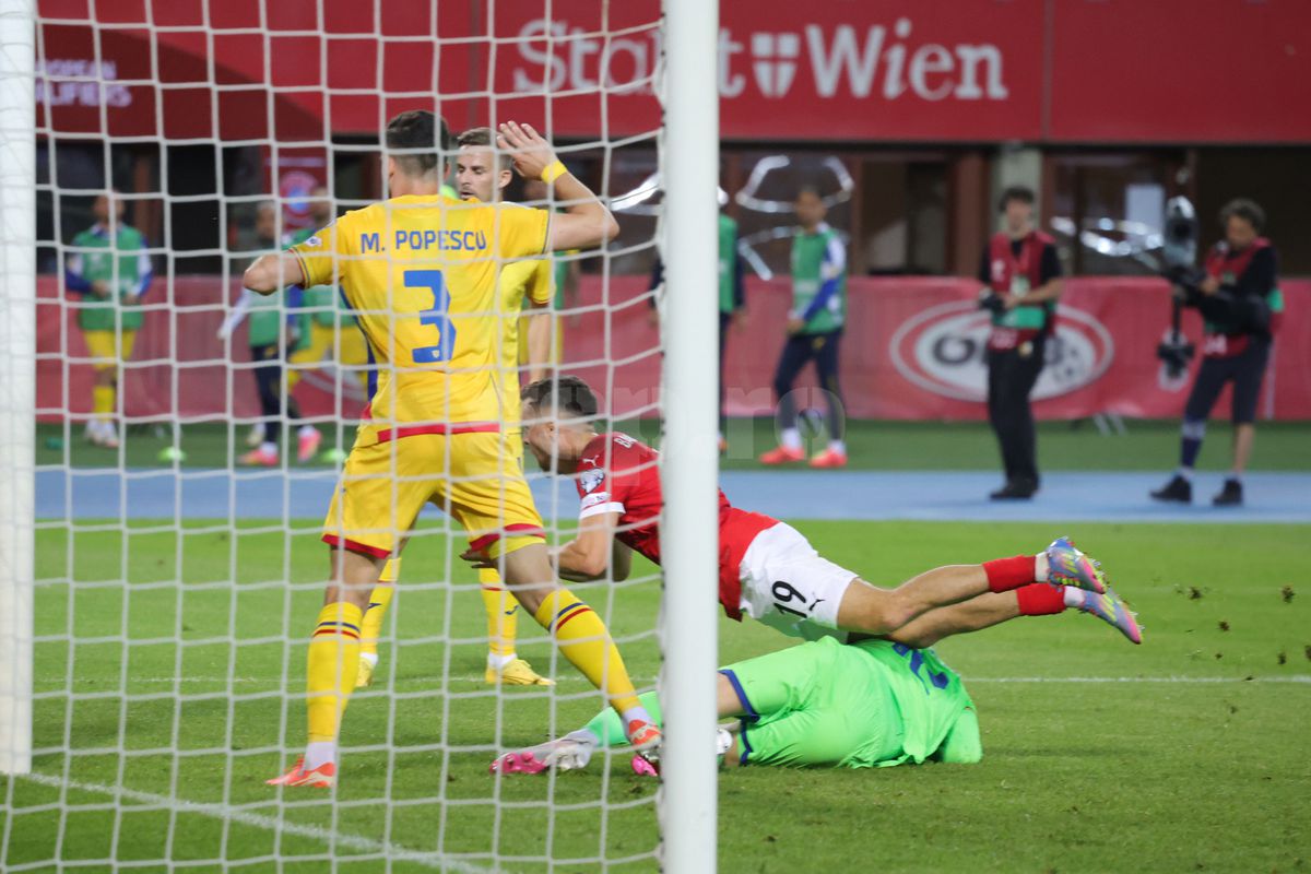 Gestul lui Lucescu spune totul! 7 detalii de la Austria - România: cine l-a flancat pe Burleanu, „gafa” organizatorilor + Momentul în care „Zidul Galben” s-a făcut roșu