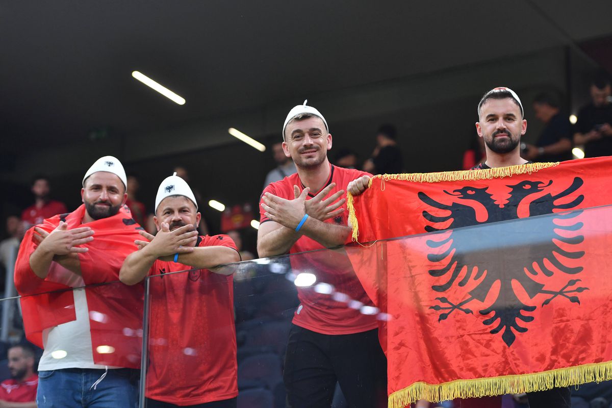 Cod „roșu” la Tirana! Sârbii se plâng de tratamentul primit în Albania