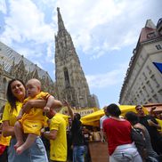 Fanii României în Stephansplatz, Viena/ foto: Eduard Vînătoru (GSP)