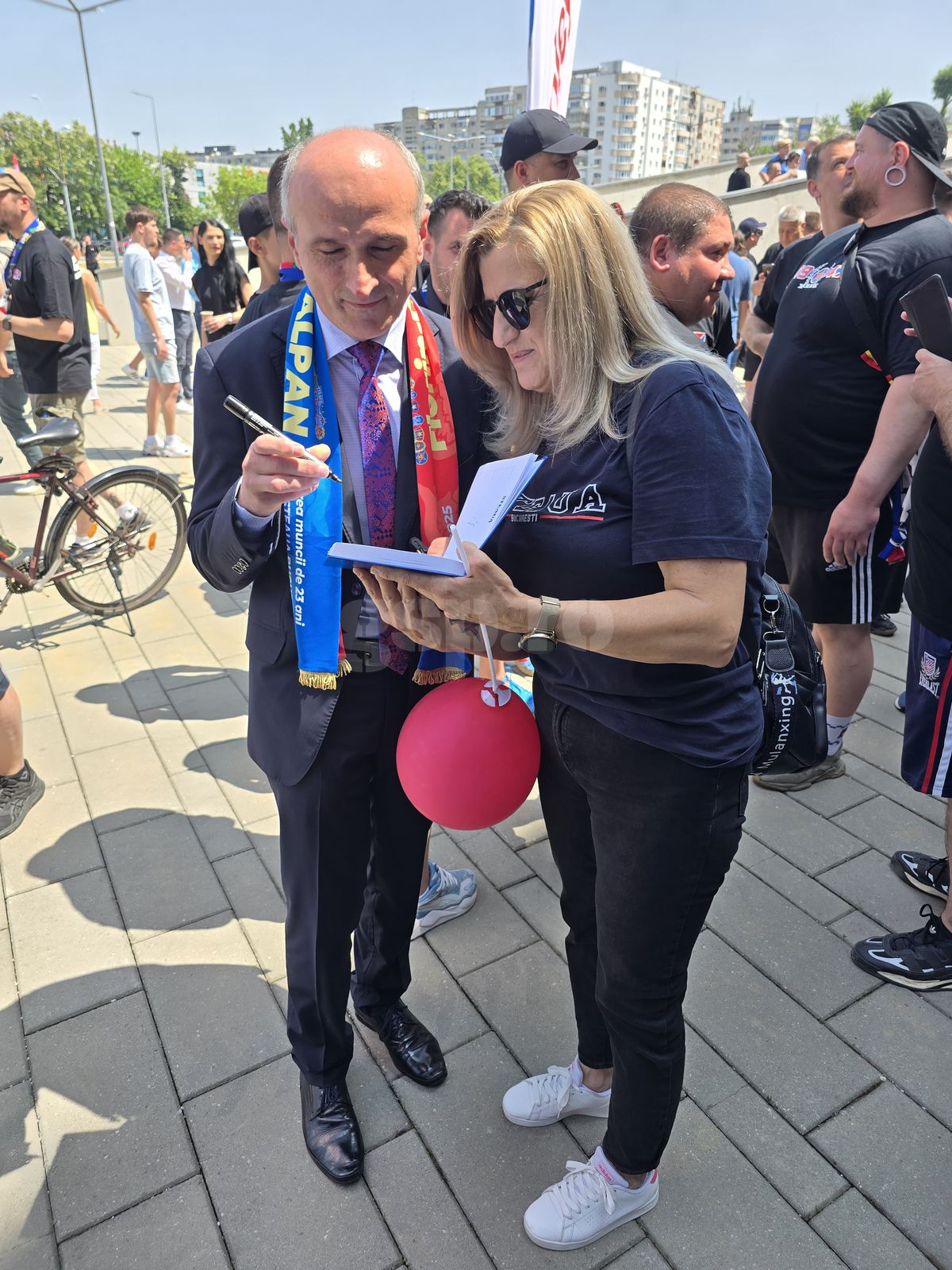 Talpan, în Ghencea, la aniversarea Stelei