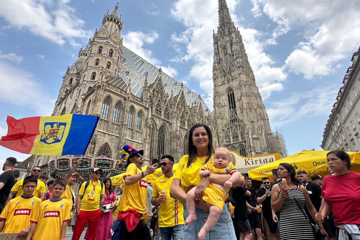 Fanii României în Stephansplatz, Viena