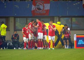 6 meciuri din preliminariile Campionatului Mondial au loc azi. Ultimele partide se joacă acum
