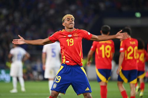 Lamine Yamal nu-l dă pe spate pe Pep Guardiola! » „Nu va mai exista nimeni, dar nimeni în lume ca Leo Messi”