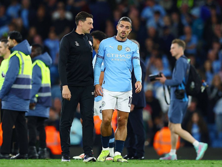 Jack Grealish, la finalul meciului cu Bournemouth, ultimul disputat în tricoul lui City // FOTO: Imago Images Napoli nu se mulțumește doar cu De Bruyne! Antonio Conte vrea încă un star de la Manchester City