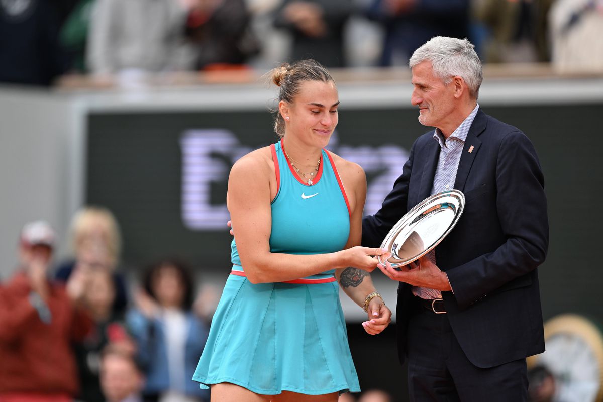 Au curs lacrimi la premiere, după finala Roland Garros! Ce au transmis campioana Gauff și finalista Sabalenka