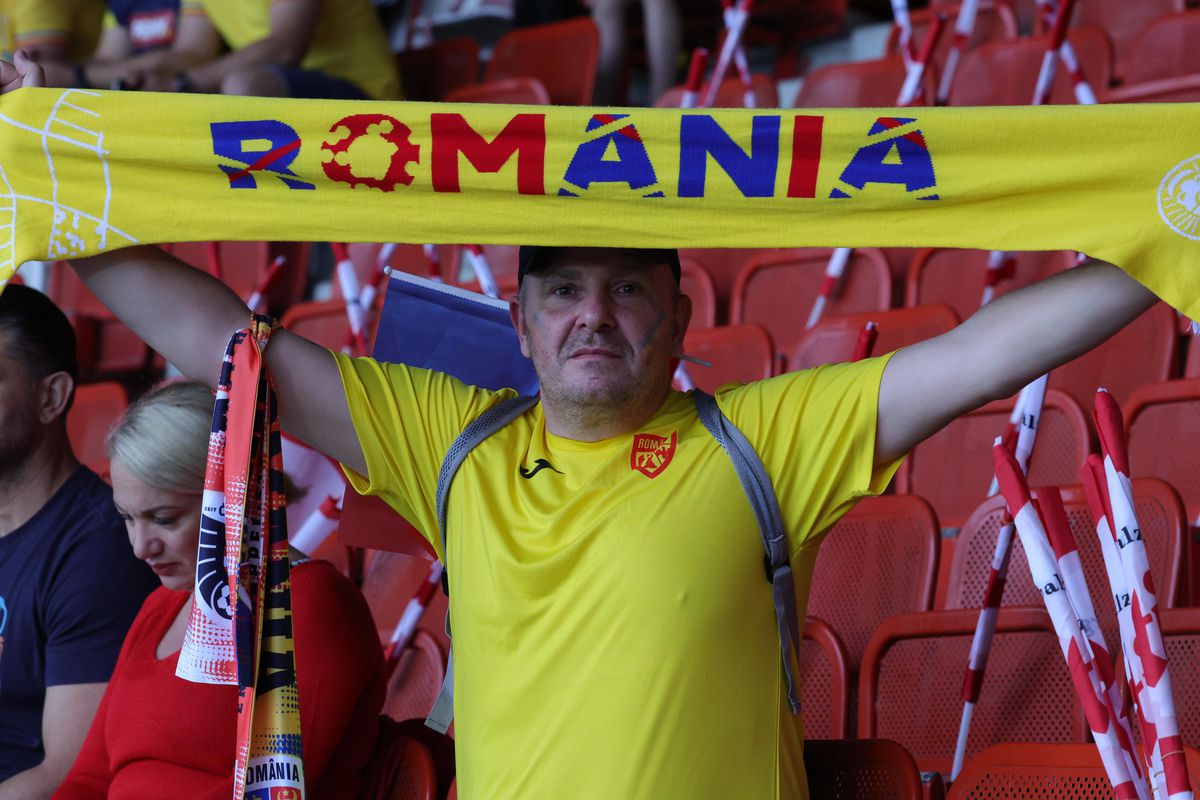 Românii au cucerit stadionul din Viena la meciul cu Austria