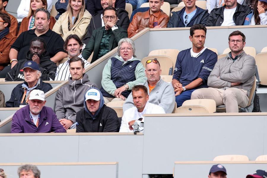 Persoanele care au stat în loja lui Alexander Zverev pe toată durata Roland Garros 2026 Foto: Imago Images Alexander Zverev și superstiția din timpul Roland Garros » Cine stă în loja lui și cine lipsește