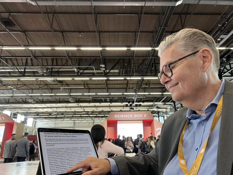 Gunnar Gislason, șeful Departamentului de cercetare de la Asociația Daneză a Inimii, a vorbit despre situația lui Christian Eriksen / Foto: X Expert cardiolog despre colapsul lui Eriksen, salvat de defibrilator: „E ca și cum ai fi lovit în piept de un cal!”