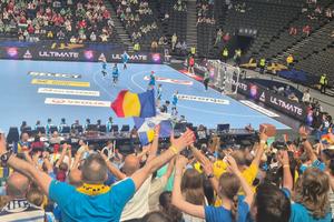 CSM București - Debrecen, marea finală din EHF Youth Club Trophy » EGALARE ÎN ULTIMA SECUNDĂ! Scene fabuloase la Budapesta, avem prelungiri