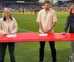 Nicklas Bendtner, în centru, a comentat în direct, de la marginea terenului, imaginile cu Christian Eriksen, care a căzut pe teren în timpul amicalului cu Ucraina