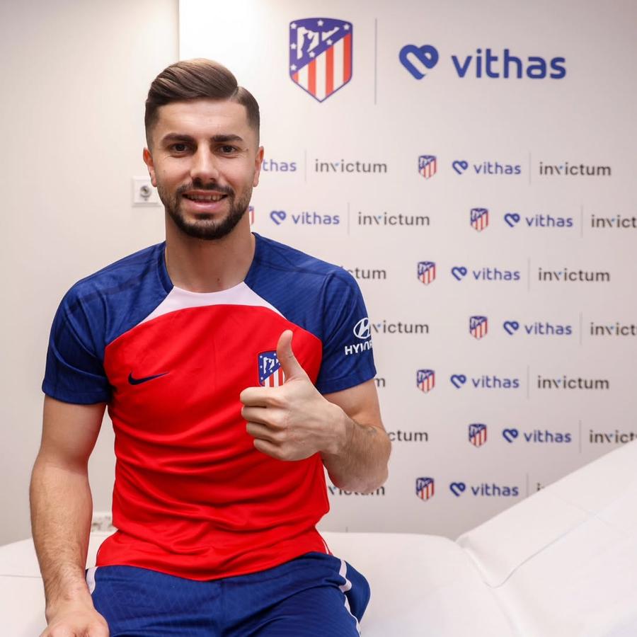 Horațiu Moldovan la Atletico Madrid a fost o operațiune intermediată de Andrei Balmoș. Foto: instagram Impresarul român, lovitură de 30 de milioane euro în Premier League: „E o «bestie»!” + Cum au trecut granzii din Liga 1 pe lângă o afacere epocală