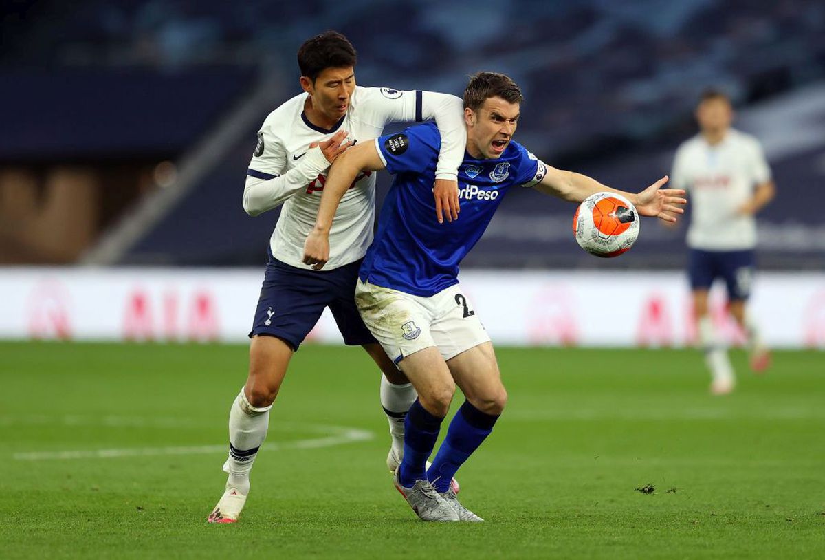 Scene incredibile în Premier League: doi jucători de la Tottenham, gata de bătaie pe teren! Jose Mourinho: „Eu sunt de vină”