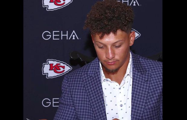 A semnat cel mai mare contract din istoria sportului: 503 milioane de dolari în următorii 10 ani!