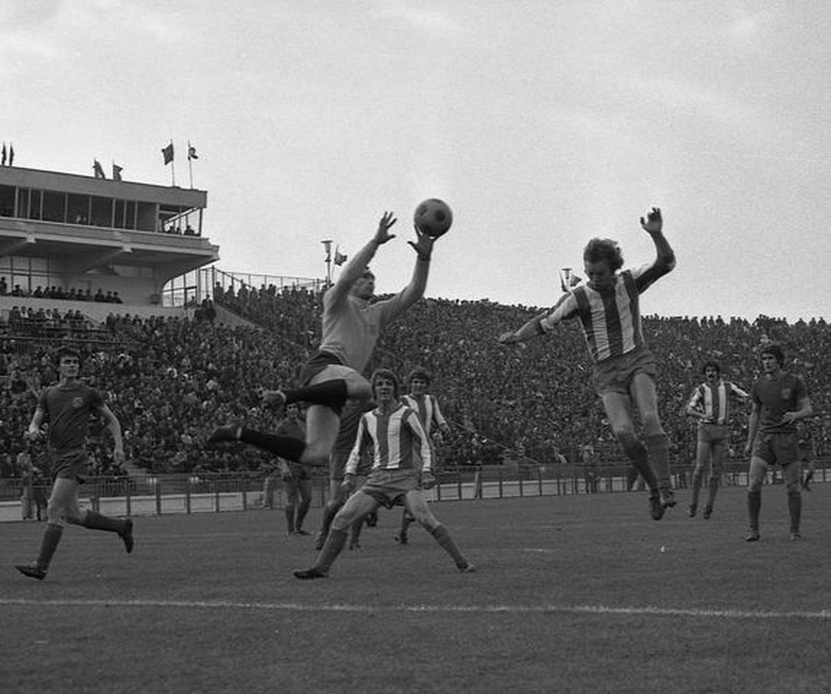 Elogii aduse Stelei pe site-ul clubului OFK Belgrad » Cum arăta programul meciului din 1974