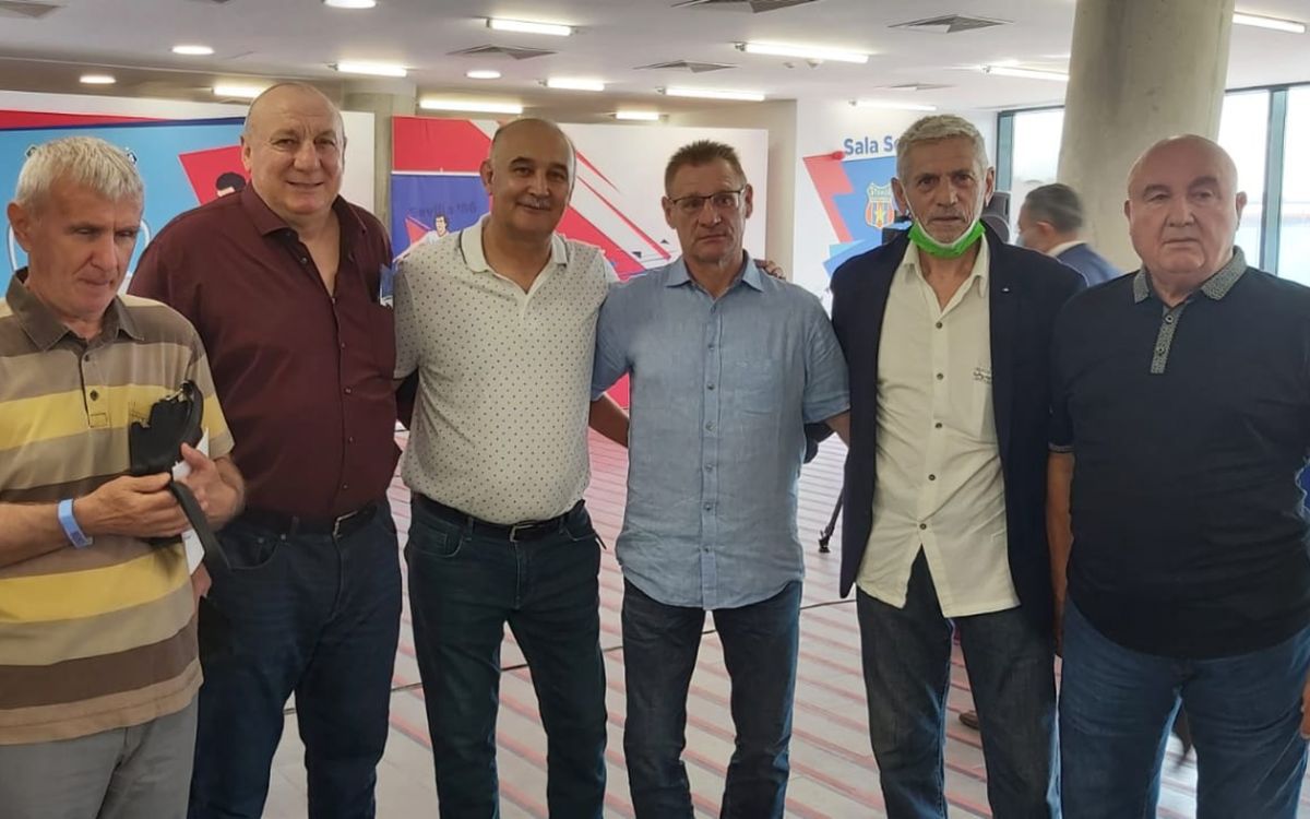Un câștigător al Cupei Campionilor a ajuns șofer și era să rateze inaugurarea din Ghencea: „Serviciul e serviciu! Fac asta din anul 2000”