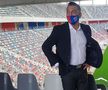 Ilie Dumitrescu (52 de ani) a fost vizibil emoționat la inaugurarea noii arene din Ghencea.