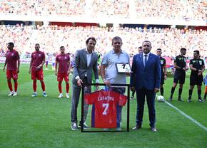 Steaua a retras numărul 7 » „Fiara”, în lacrimi! Lăcătuș, „sabotat” în timpul discursului