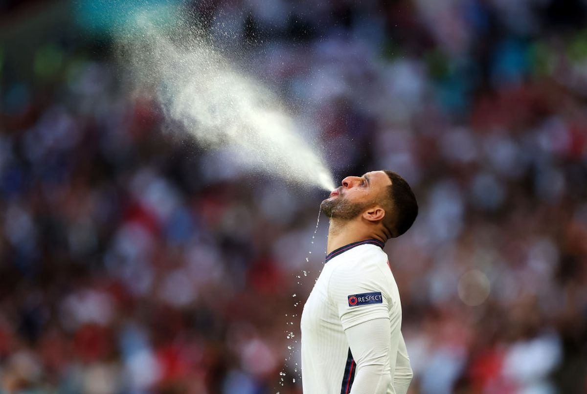 Primul gol din lovitură liberă de la Euro 2020 » Englezii sunt furioși: „Trebuia anulat! Încalcă regulamentul”