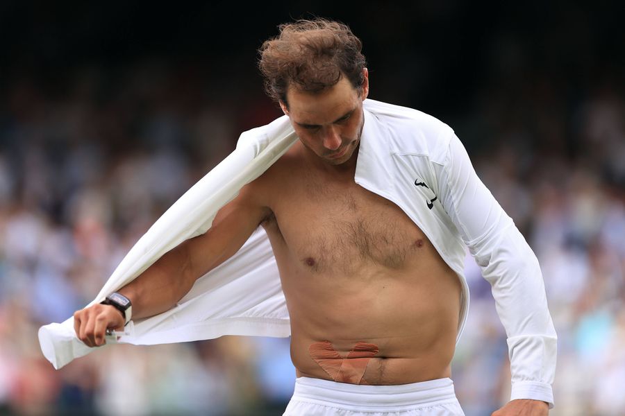Rafa Nadal/ foto Imago Images Războinicul Nadal! Vrea să joace semifinala la Wimbledon, deși are ruptură de 7 milimetri