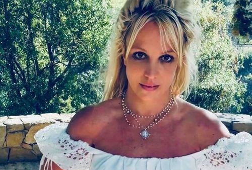 Britney Spears (41 de ani) susține că un bărbat din echipa de securitate a lui Victor Wembanyama (19 ani), noul star din NBA, a lovit-o.