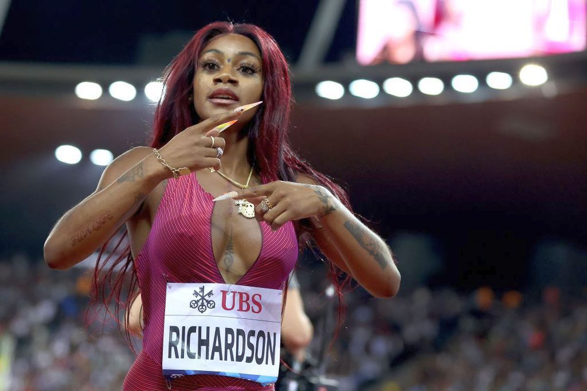 „Rebela” atletismului a spulberat recordul anului la 100 de metri » Suspendată pentru consum de canabis, s-a reinventat și scrie istorie!