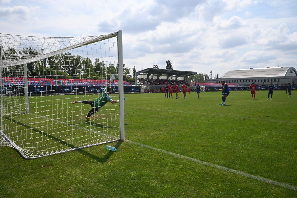 CSA Steaua - CS Tunari