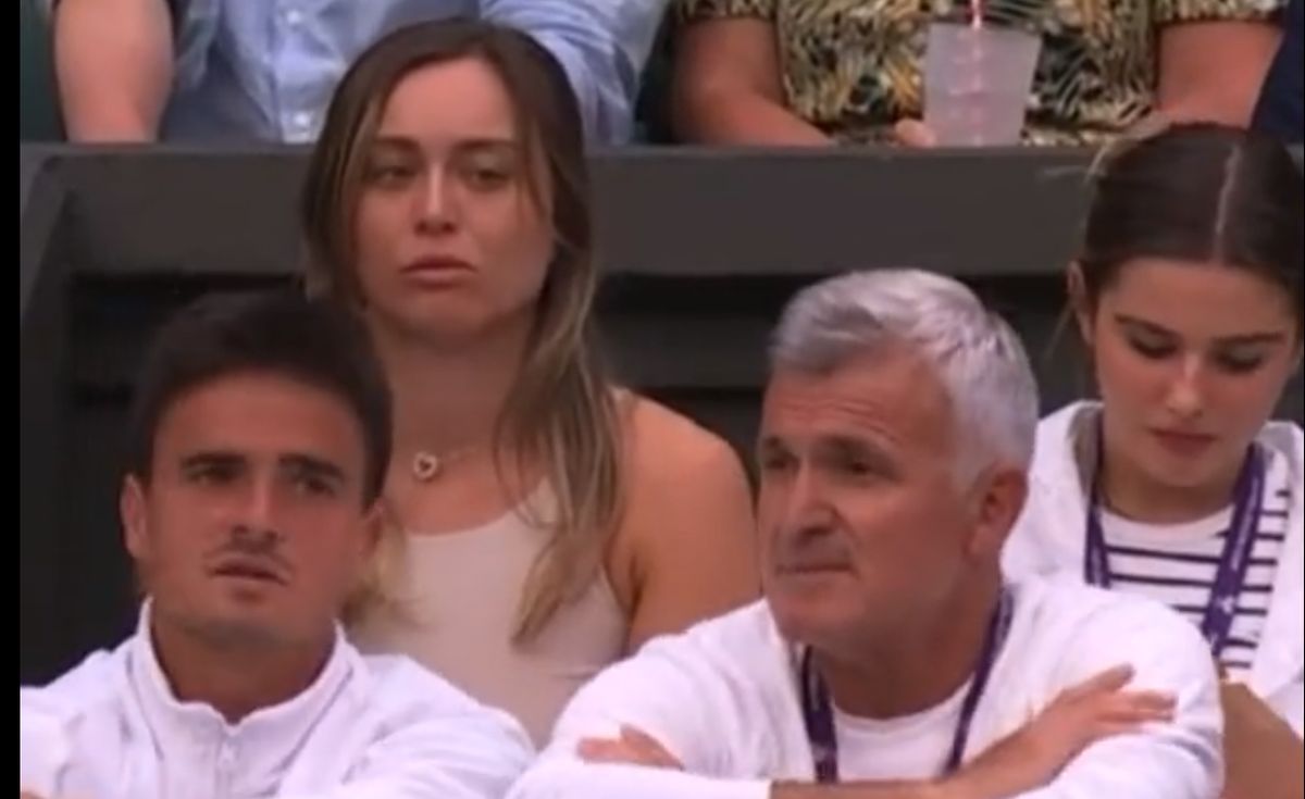 Badosa și Tsitsipas, moment viral la Australian Open » Grecul a început să râdă când a văzut gestul nervos al partenerei