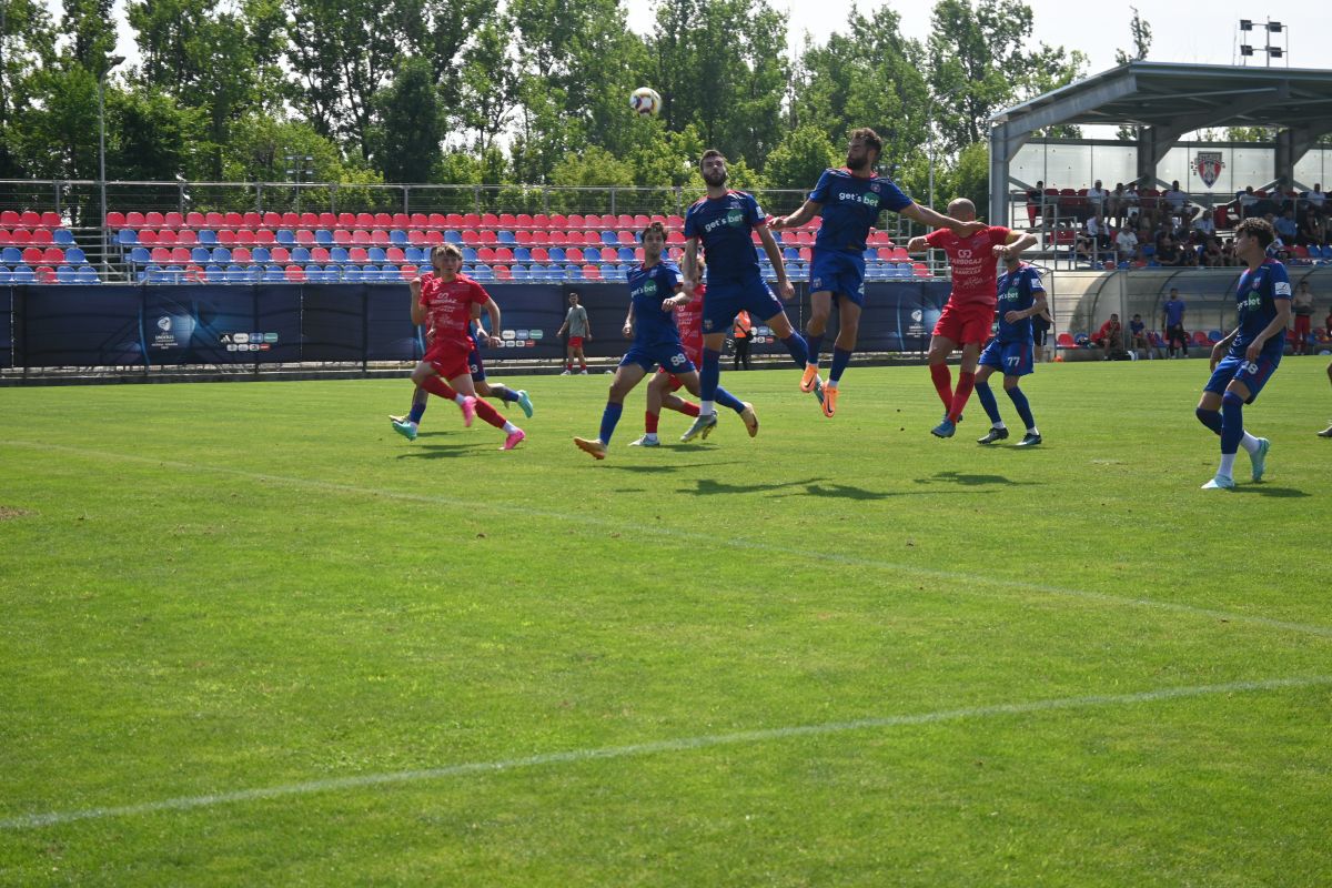 CSA Steaua - CS Tunari