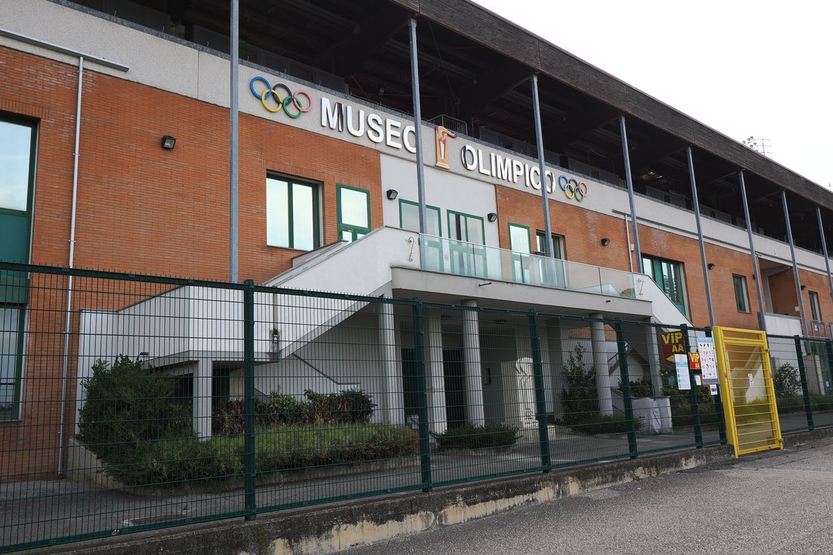 Imagini de la stadionul din San Marino