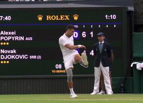 Meciul lui Novak Djokovic de la Wimbledon a fost întrerupt de uralele izbucnite spontan în tribune » Reacția genială a sârbului