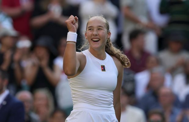 Pe urmele Mariei Sharapova! A devenit cea mai tânără jucătoare din 2005 până acum care se califică în „sferturi” la Wimbledon