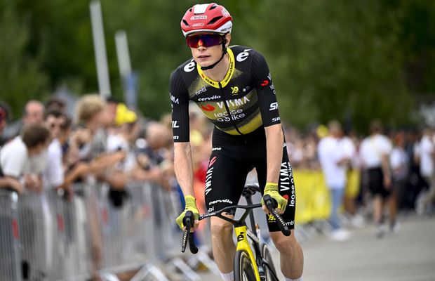 Dublul câștigător al Turului Franței, „aruncat” de soția lui în controversa momentului în ciclism: „Echipa îl împinge prea mult acum”