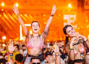 155.000 de participanți la Neversea Kapital » Florin Salam, Lost Frequencies și Steve Aoki au „rupt” Arena Națională
